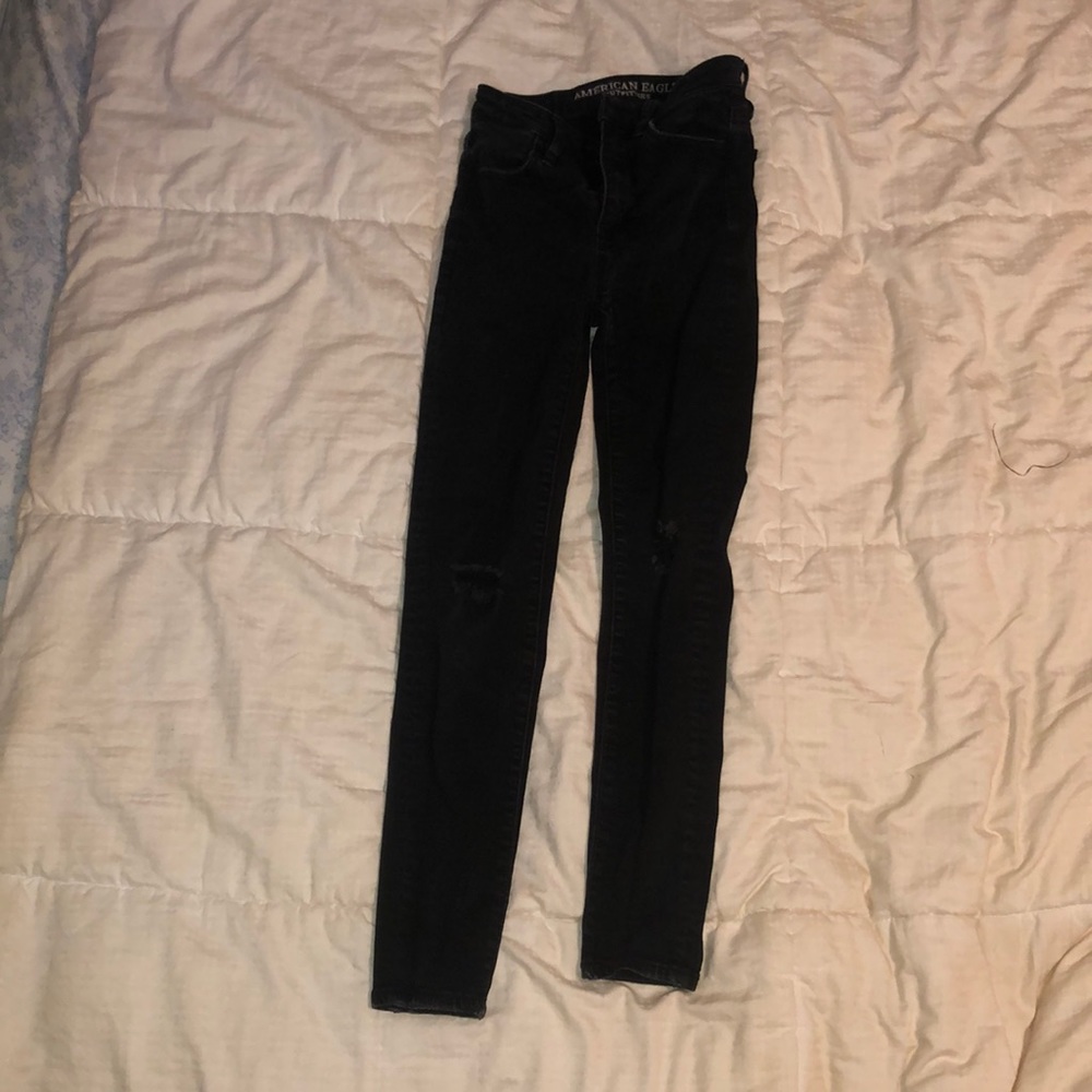 American eagle hi-rise ripped jean
